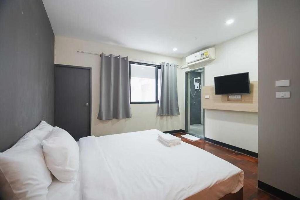 Go Inn Silom Bts St Louis V โกอินน์ สีลม 2 Бангкок Экстерьер фото